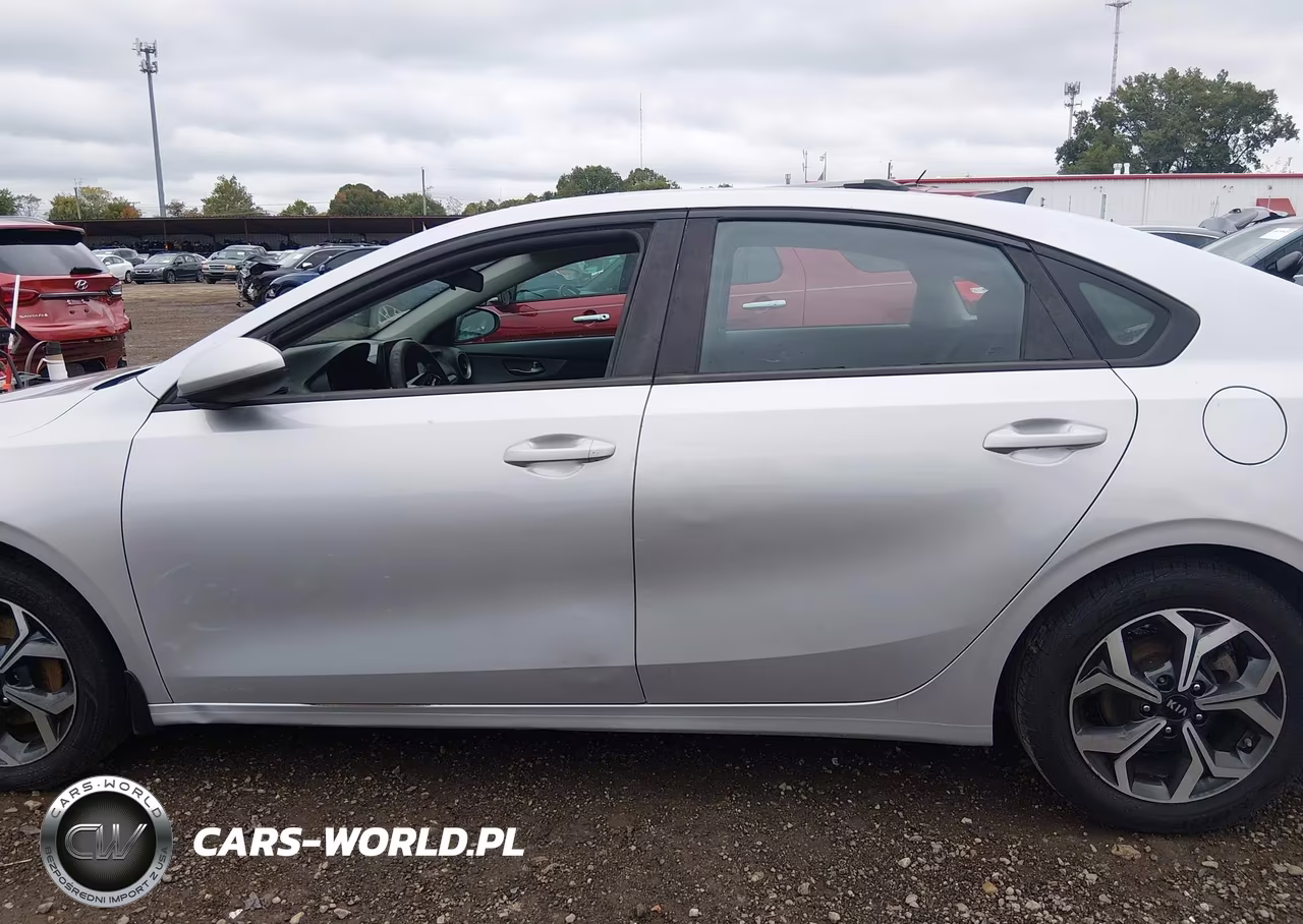 2021 Kia Forte Lxs VIN:3KPF24AD2ME325968 - 14
