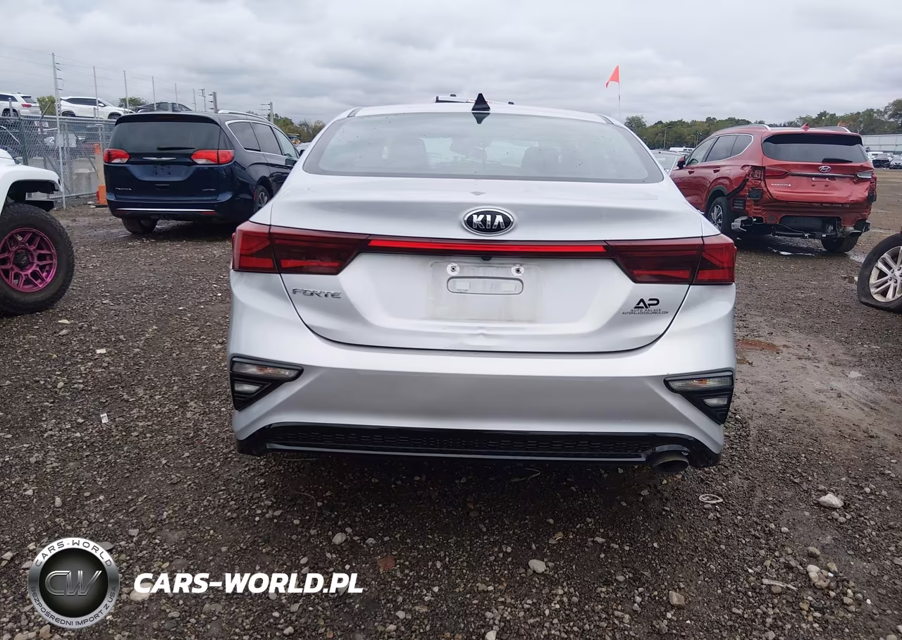2021 Kia Forte Lxs VIN:3KPF24AD2ME325968 - 16