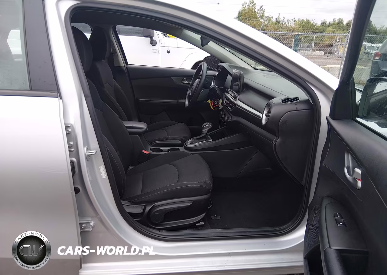 2021 Kia Forte Lxs VIN:3KPF24AD2ME325968 - 5