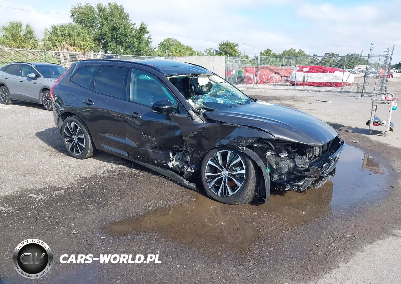 2025 Volvo Xc60 B5 Plus VIN:YV4M12RC7S1147756 - 1