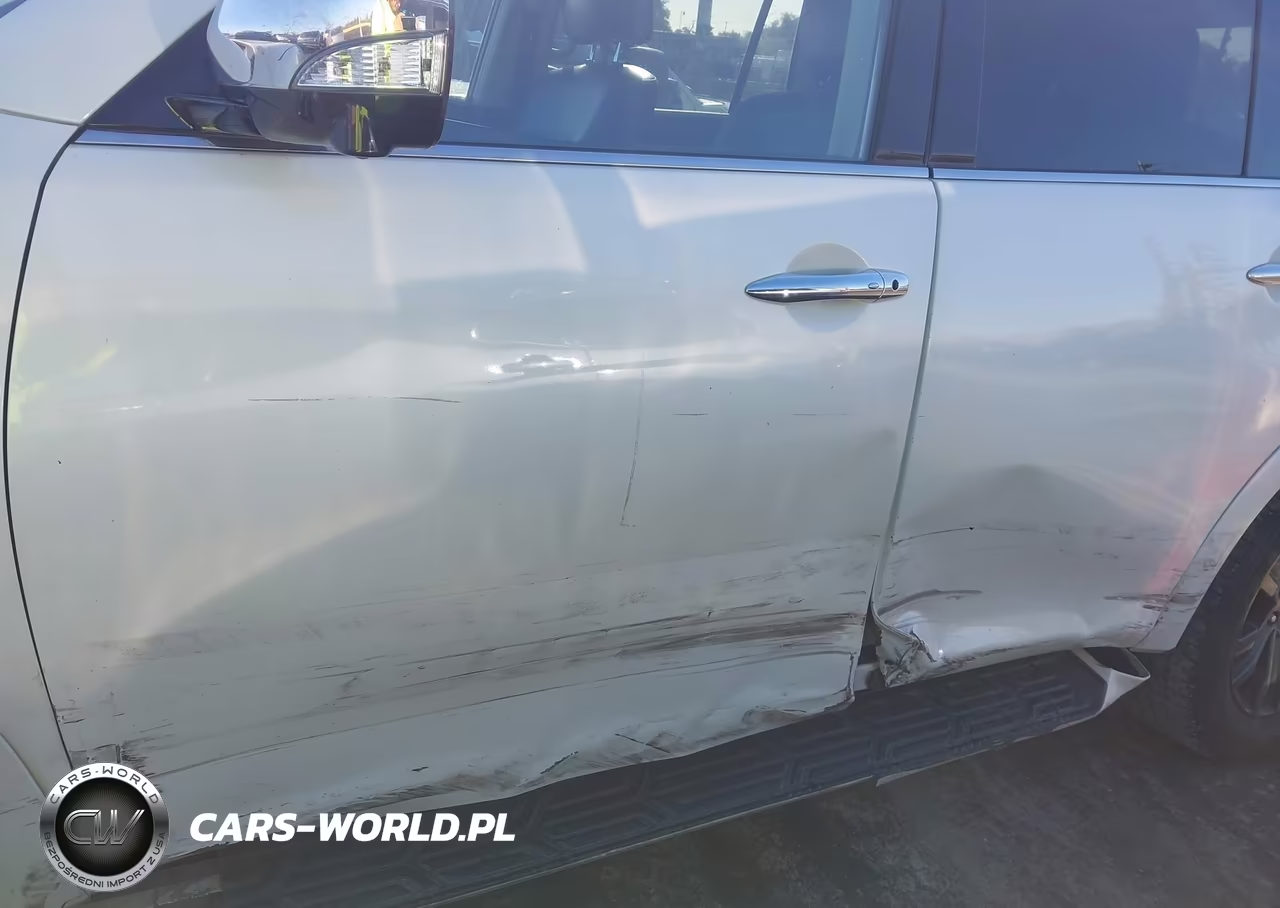 2019 Nissan Armada Platinum VIN:JN8AY2NC6K9581082 - 6