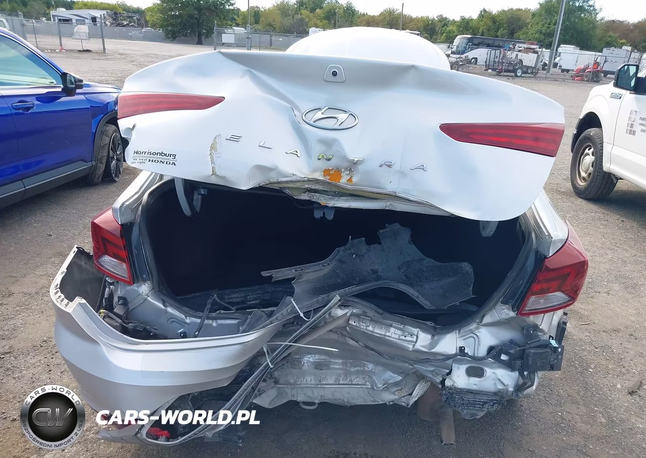 2019 Hyundai Elantra Sel VIN:KMHD84LF6KU877536 - 18