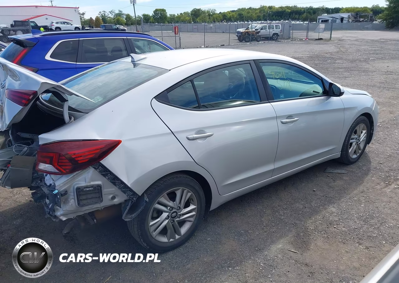 2019 Hyundai Elantra Sel VIN:KMHD84LF6KU877536 - 4