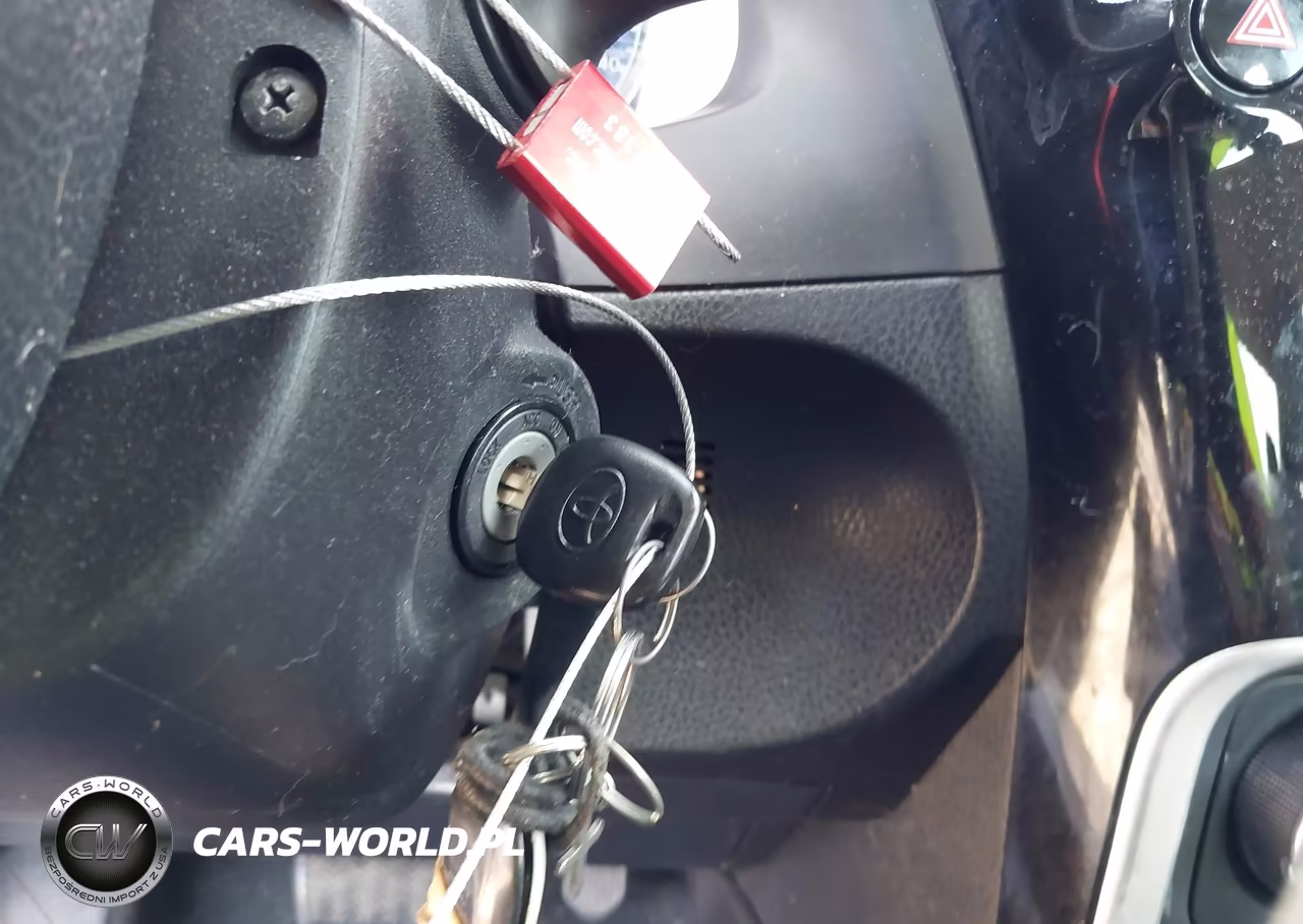 2017 Toyota Corolla L VIN:5YFBURHEXHP669069 - 11