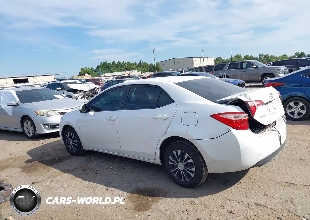 2017 Toyota Corolla L VIN:5YFBURHEXHP669069 - 14