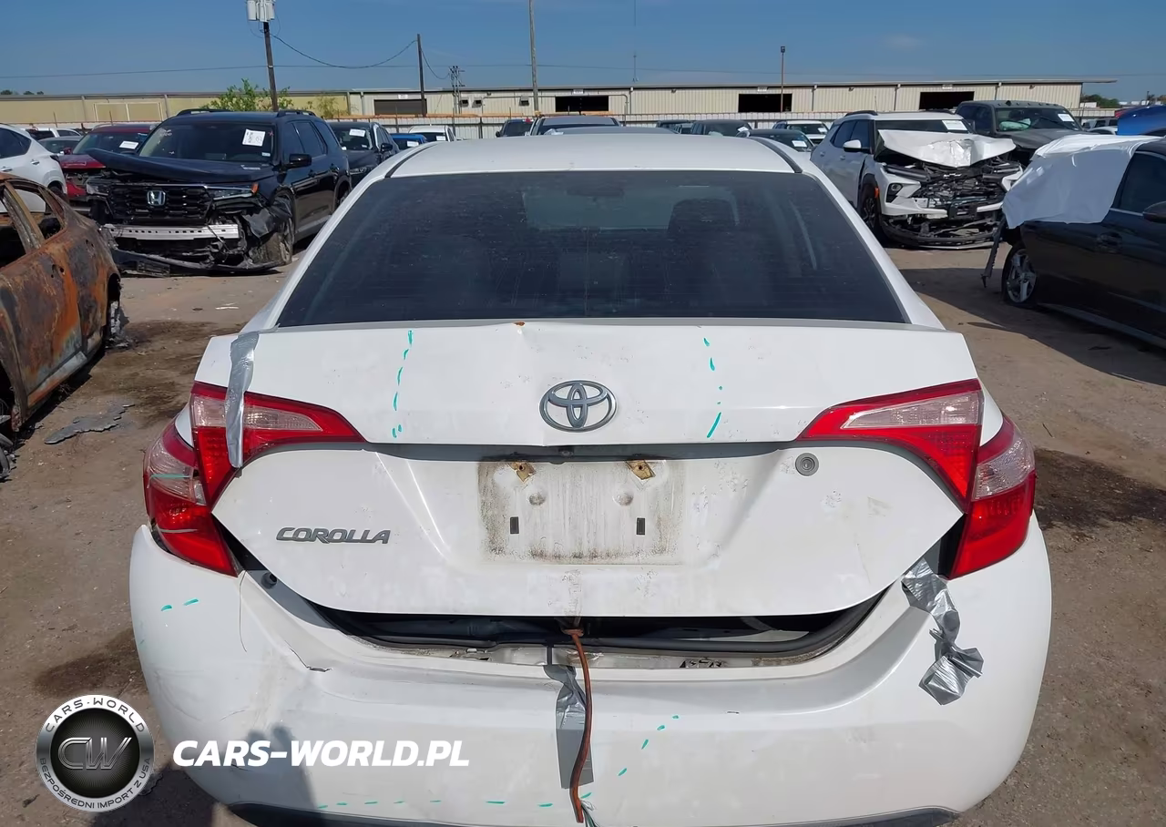 2017 Toyota Corolla L VIN:5YFBURHEXHP669069 - 16