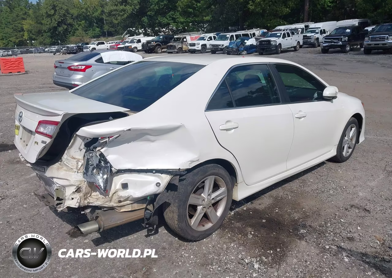 2014 Toyota Camry Se VIN:4T1BF1FK7EU464792 - 4