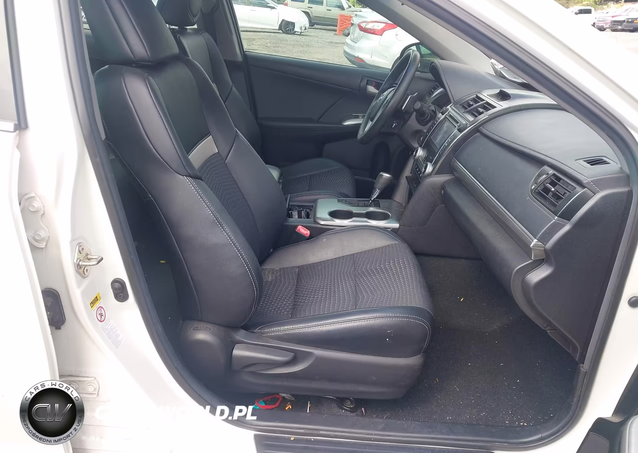 2014 Toyota Camry Se VIN:4T1BF1FK7EU464792 - 5
