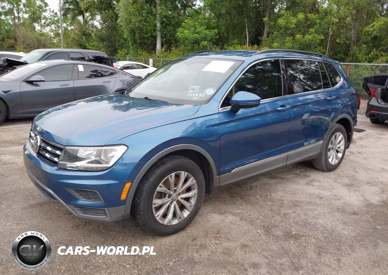 2018 Volkswagen Tiguan 2.0T Se-2.0T Sel VIN:3VV3B7AX4JM133582 - 2