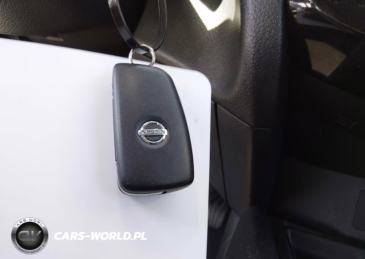 2018 Nissan Rogue S VIN:KNMAT2MT2JP614570 - 11