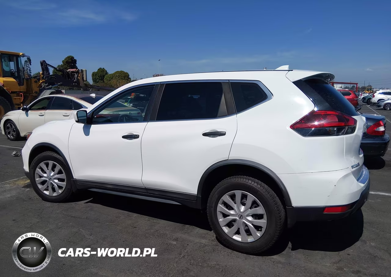 2018 Nissan Rogue S VIN:KNMAT2MT2JP614570 - 14