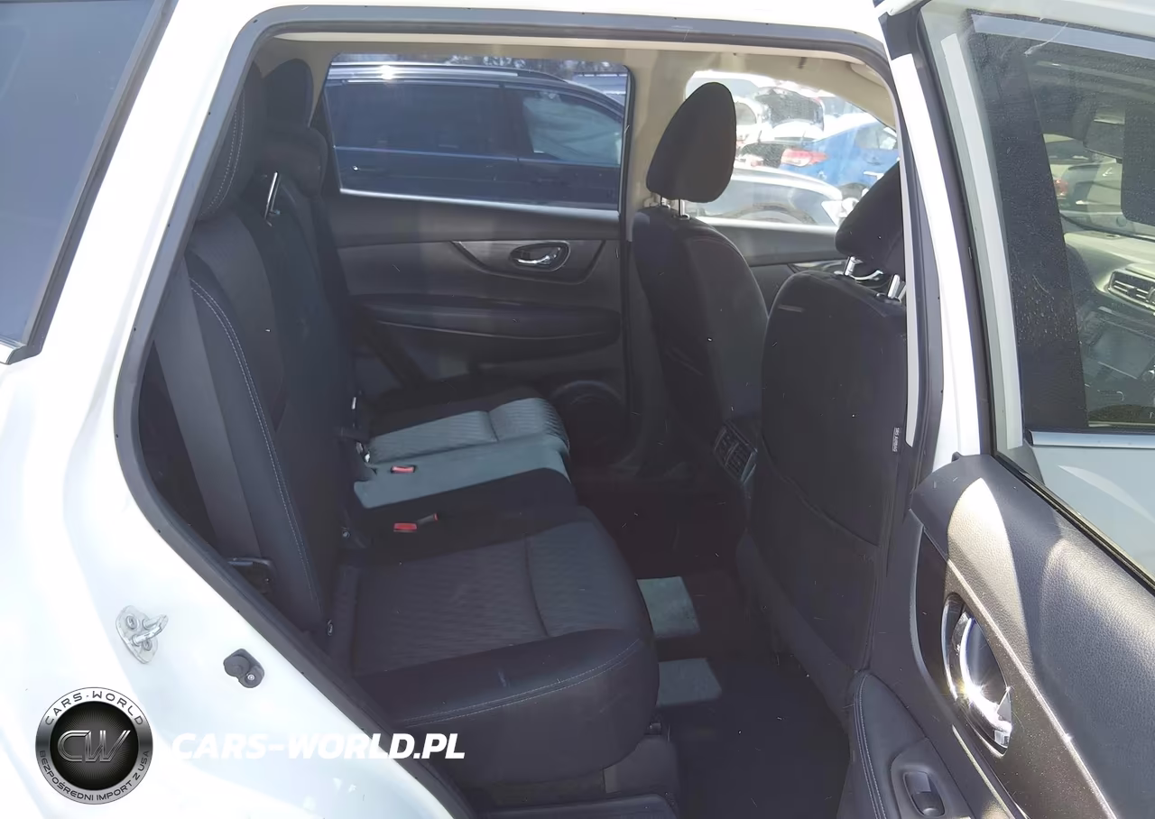 2018 Nissan Rogue S VIN:KNMAT2MT2JP614570 - 8