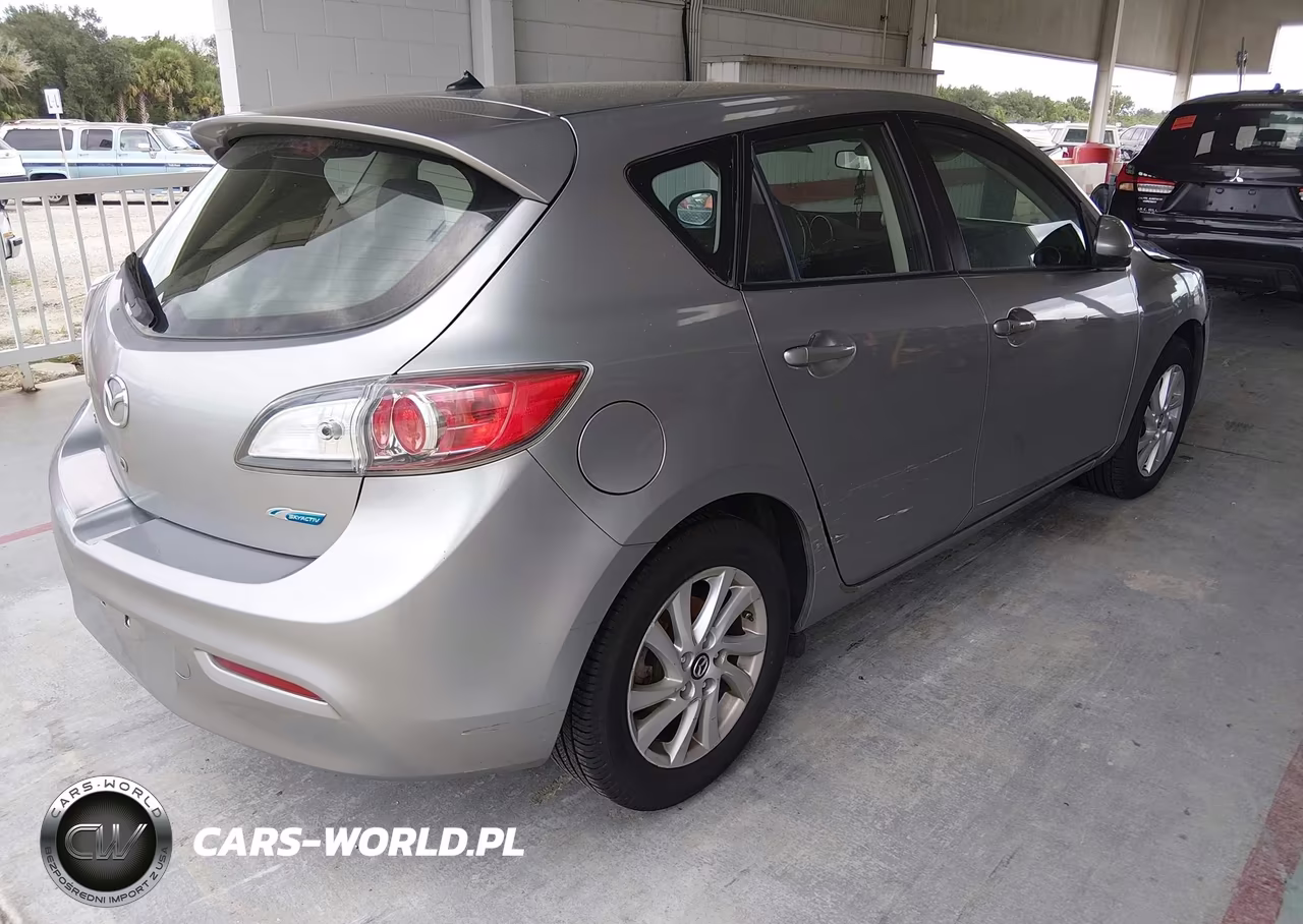 2013 Mazda Mazda3 I Touring VIN:JM1BL1L7XD1834971 - 4