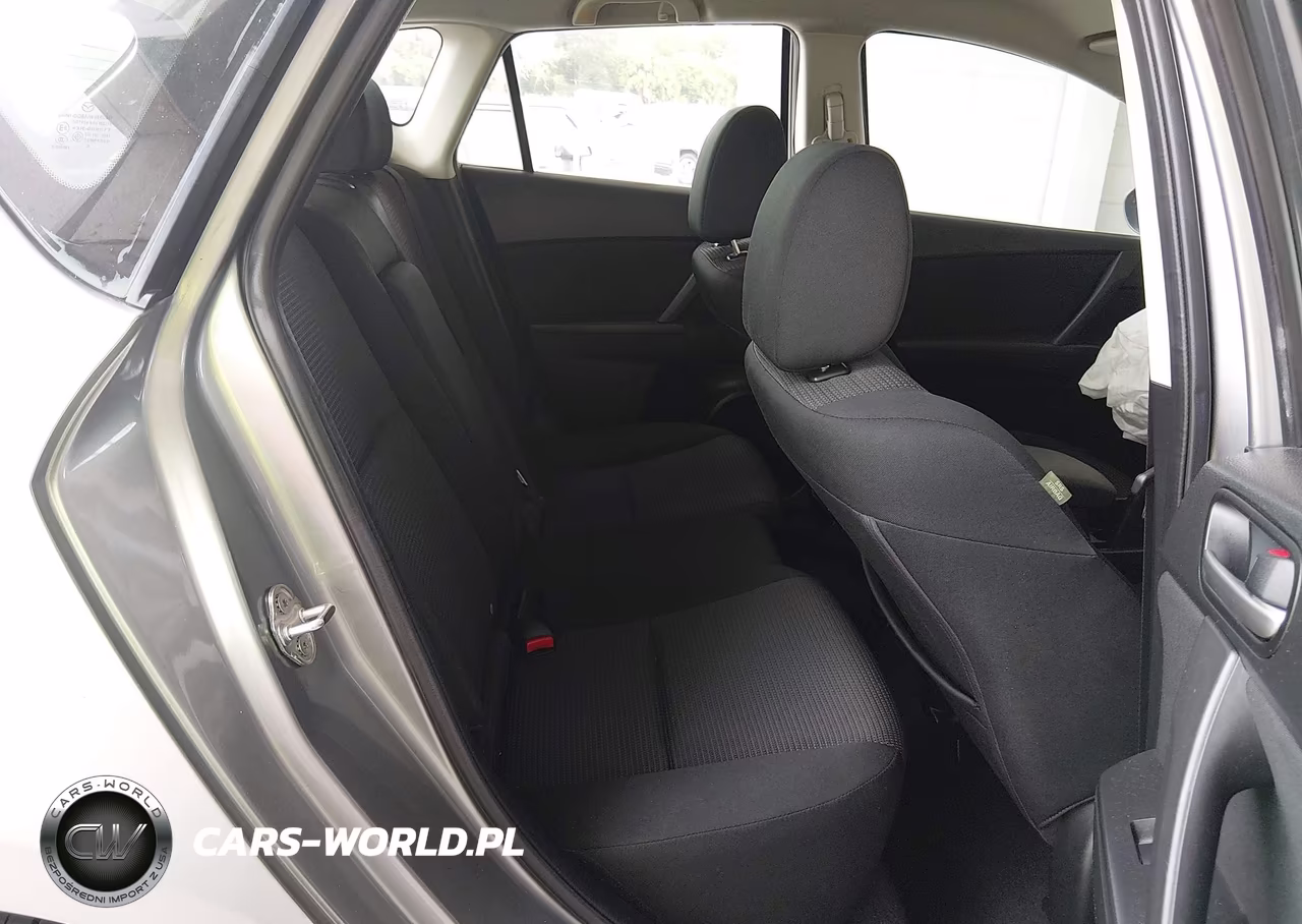 2013 Mazda Mazda3 I Touring VIN:JM1BL1L7XD1834971 - 8