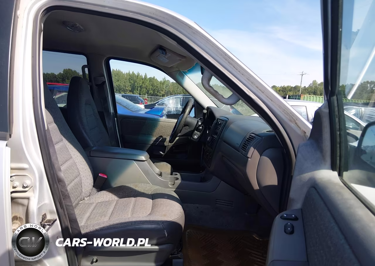 2002 Ford Explorer Xls VIN:1FMZU62E62UC21147 - 5