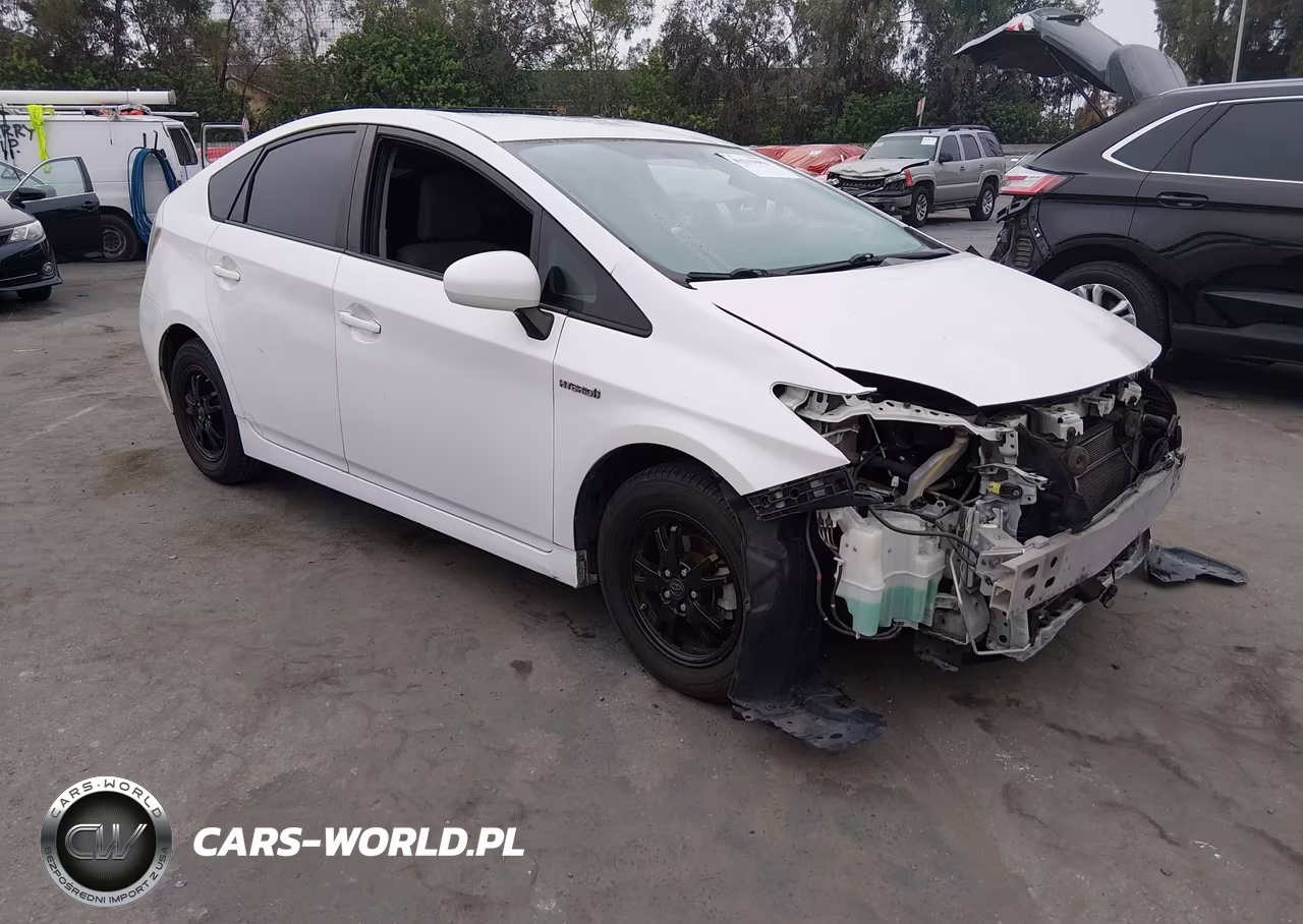 2013 Toyota Prius Two
