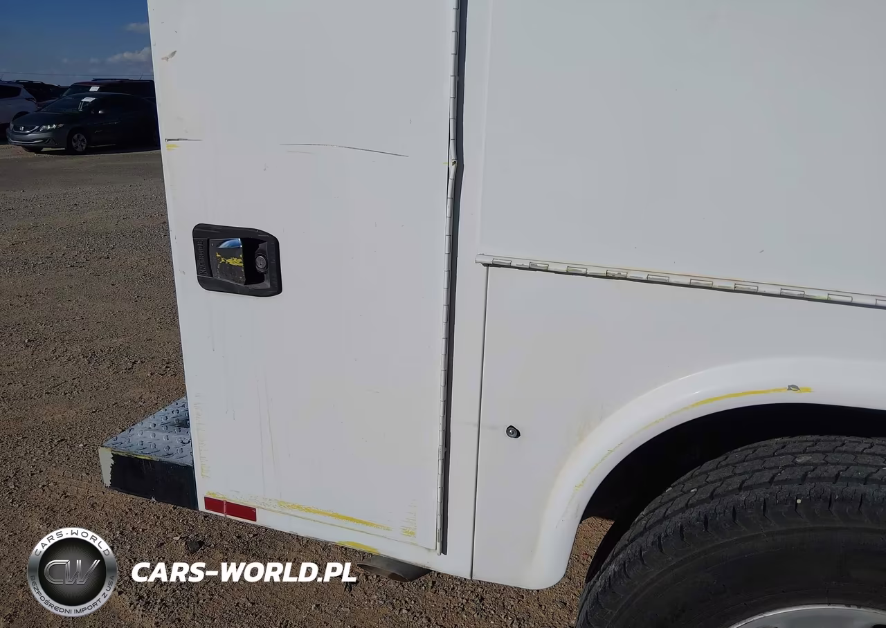 2015 Ram 2500 Tradesman VIN:3C7WR4AT0FG704805 - 15