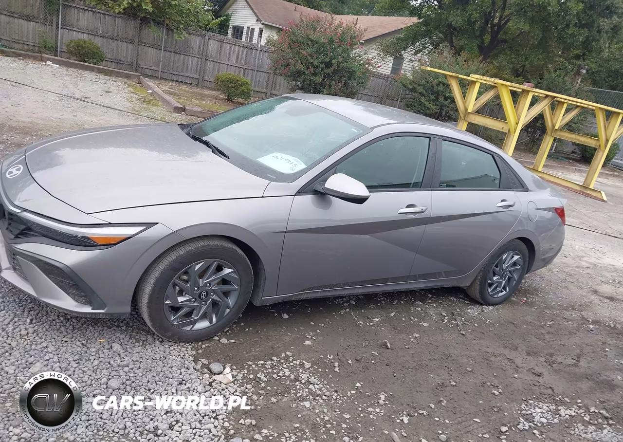 2024 Hyundai Elantra Hybrid Blue VIN:KMHLM4DJ3RU102406 - 14