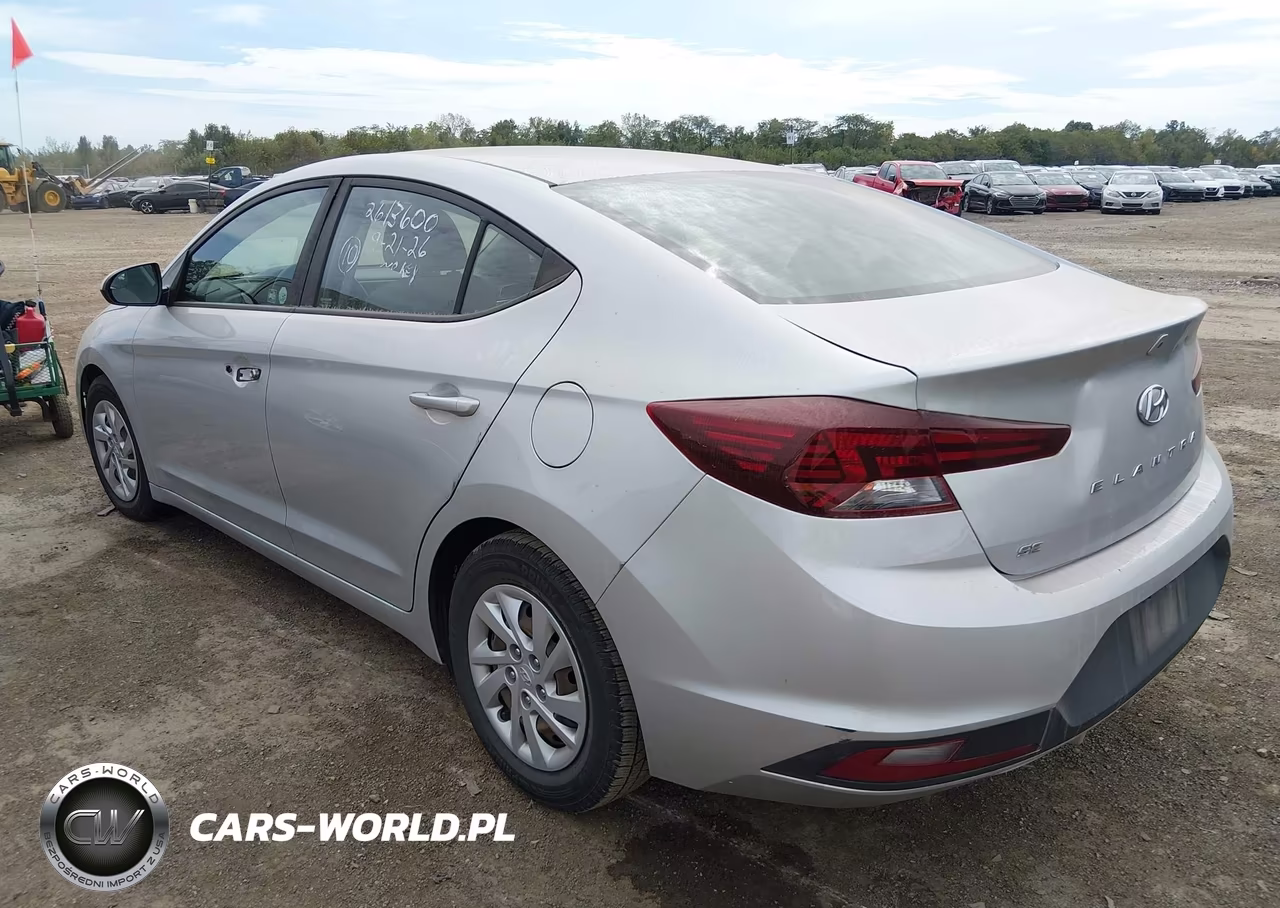 2019 Hyundai Elantra Se VIN:5NPD74LF2KH466183 - 3