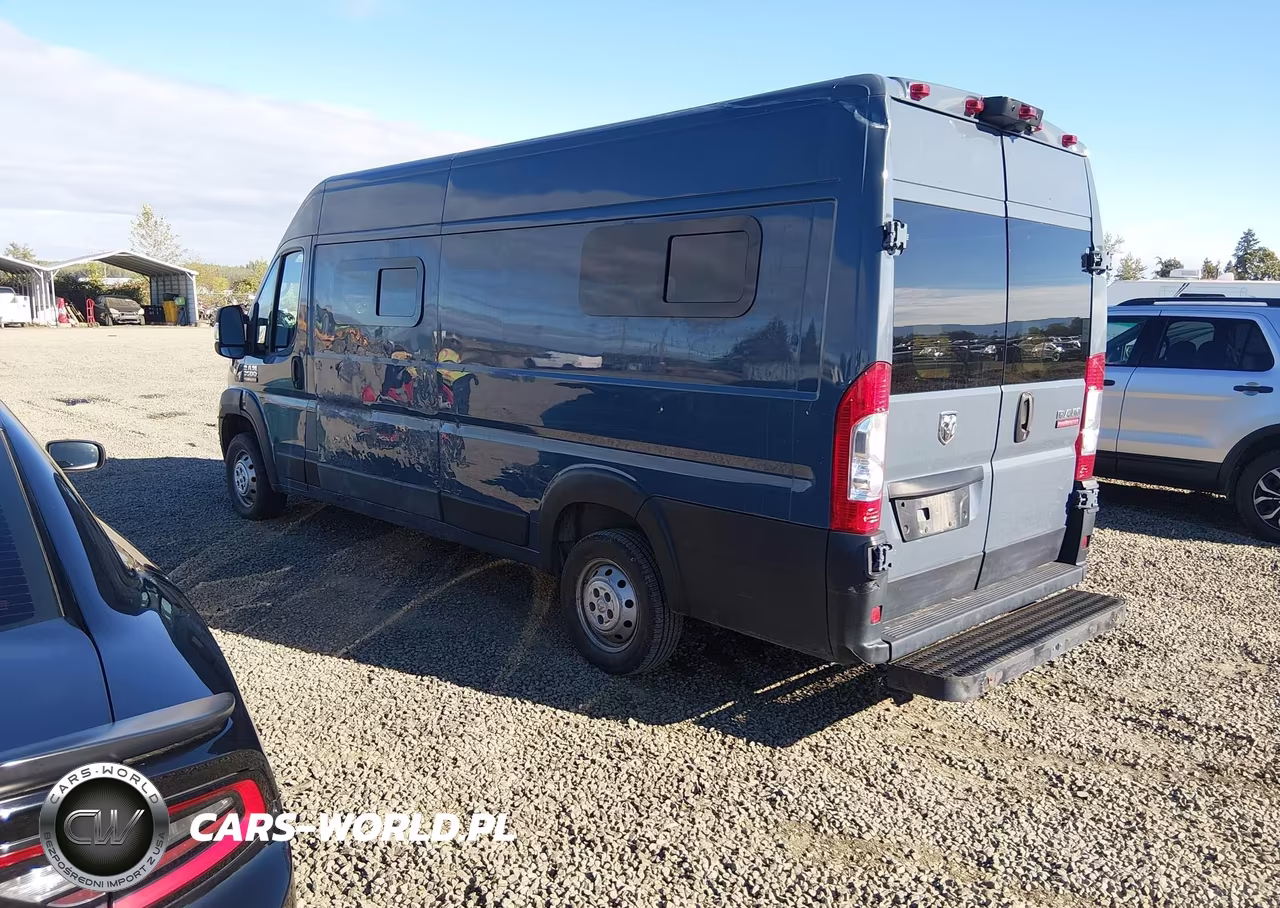 2020 Ram Promaster Cargo Van High Roof VIN:3C6URVJG2LE106923 - 3