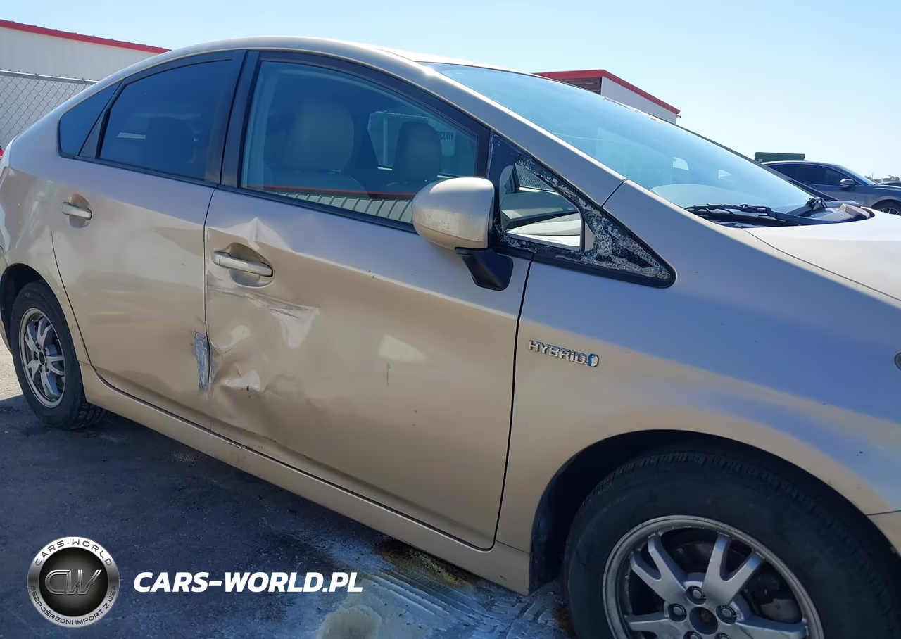 2011 Toyota Prius Two VIN:JTDKN3DU1B1318361 - 6