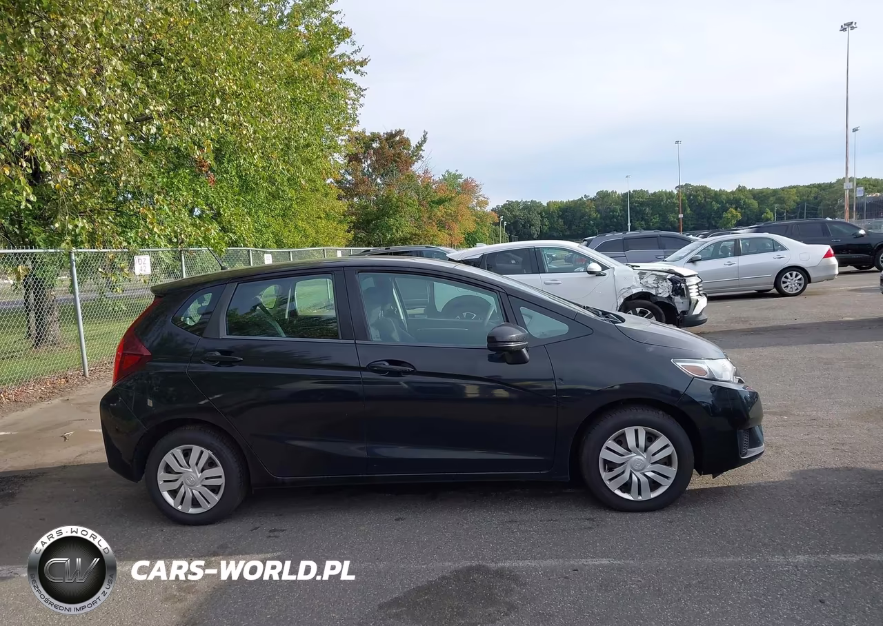2015 Honda Fit Lx VIN:3HGGK5H58FM775191 - 12