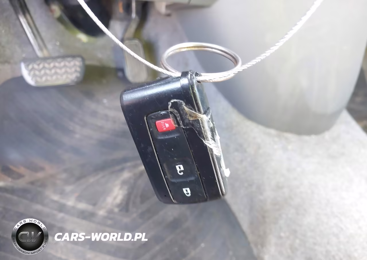 2008 Toyota Prius VIN:JTDKB20UX83309213 - 11