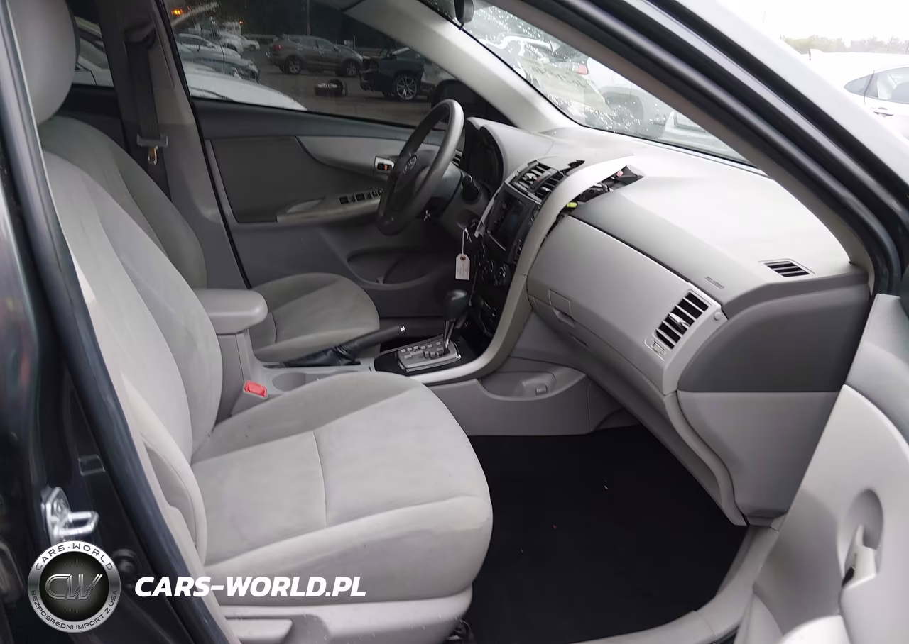 2010 Toyota Corolla Le VIN:2T1BU4EE0AC518870 - 5