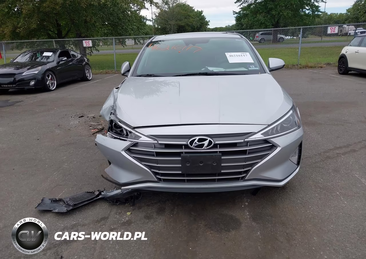 2019 Hyundai Elantra Value Edition VIN:5NPD84LF5KH453764 - 6