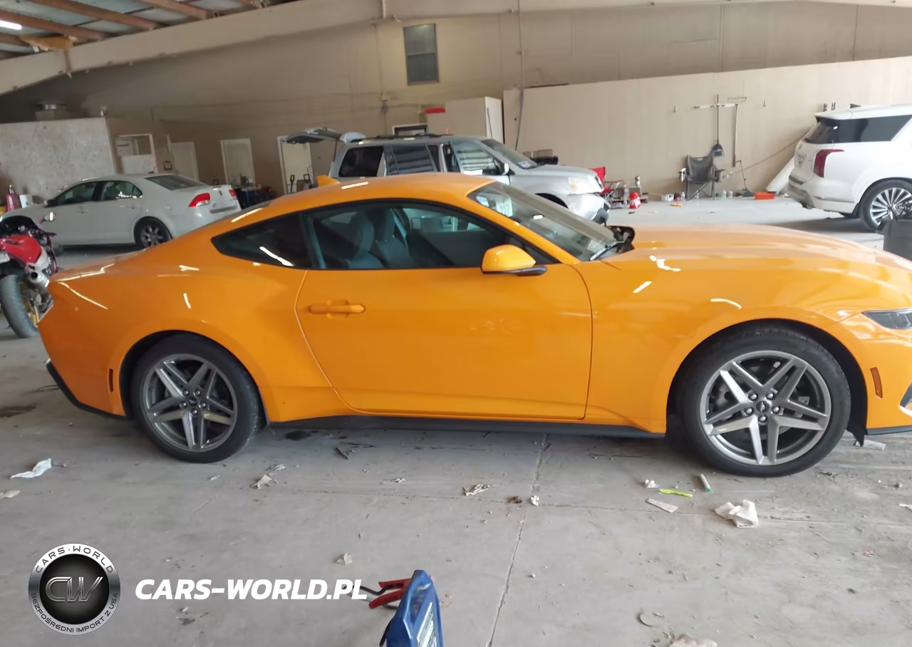 2026 Ford Mustang Ecoboost Fastback VIN:1FA6P8TH2T5107490 - 13