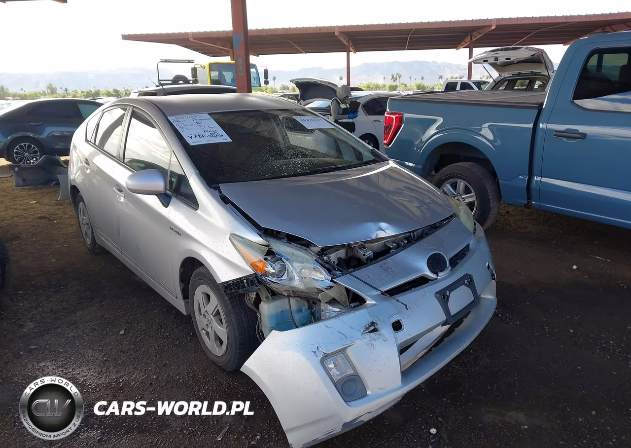 2011 Toyota Prius Three VIN:JTDKN3DU8B5344447 - 6