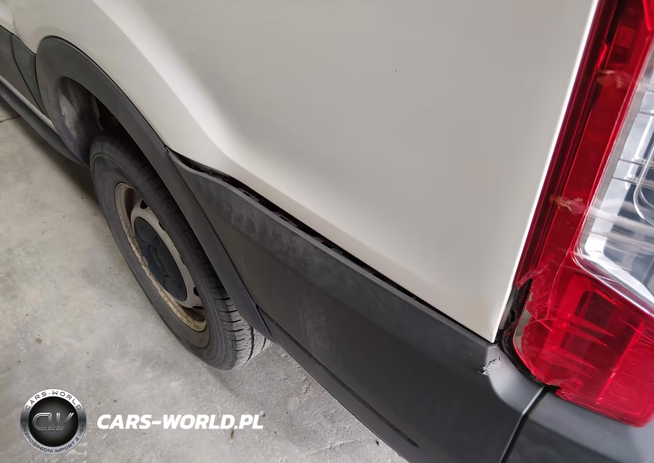 2018 Ford Transit-150 VIN:1FTYE1ZM1JKB09475 - 6