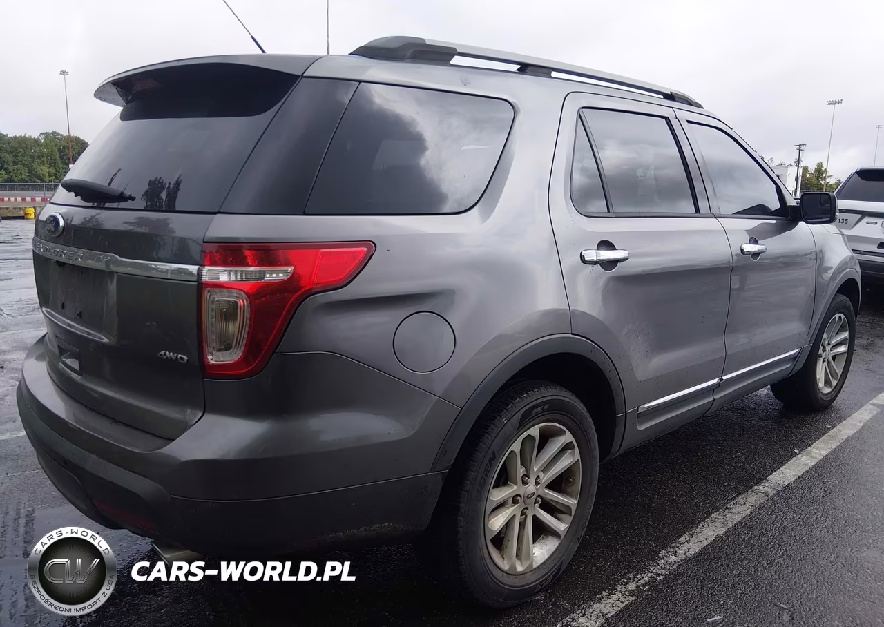 2013 Ford Explorer Xlt VIN:1FM5K8D84DGA55347 - 4