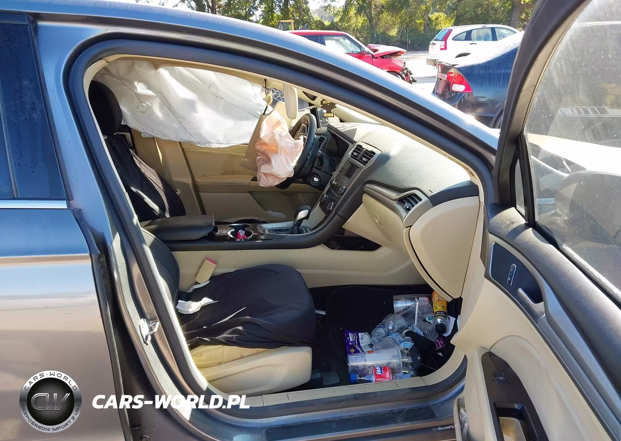 2014 Ford Fusion Se VIN:3FA6P0H72ER387008 - 5