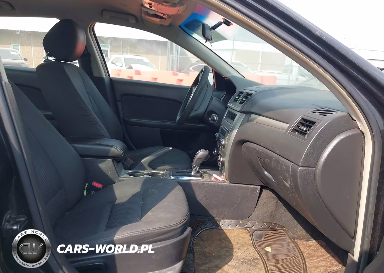 2012 Ford Fusion Se VIN:3FAHP0HA7CR345676 - 5