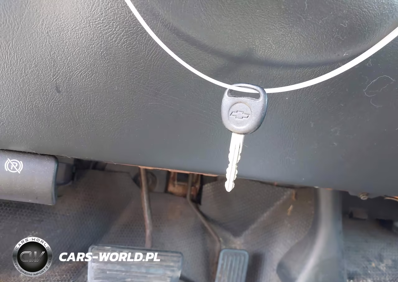 2001 Chevrolet Silverado 1500 VIN:1GCEC14W61Z172449 - 11