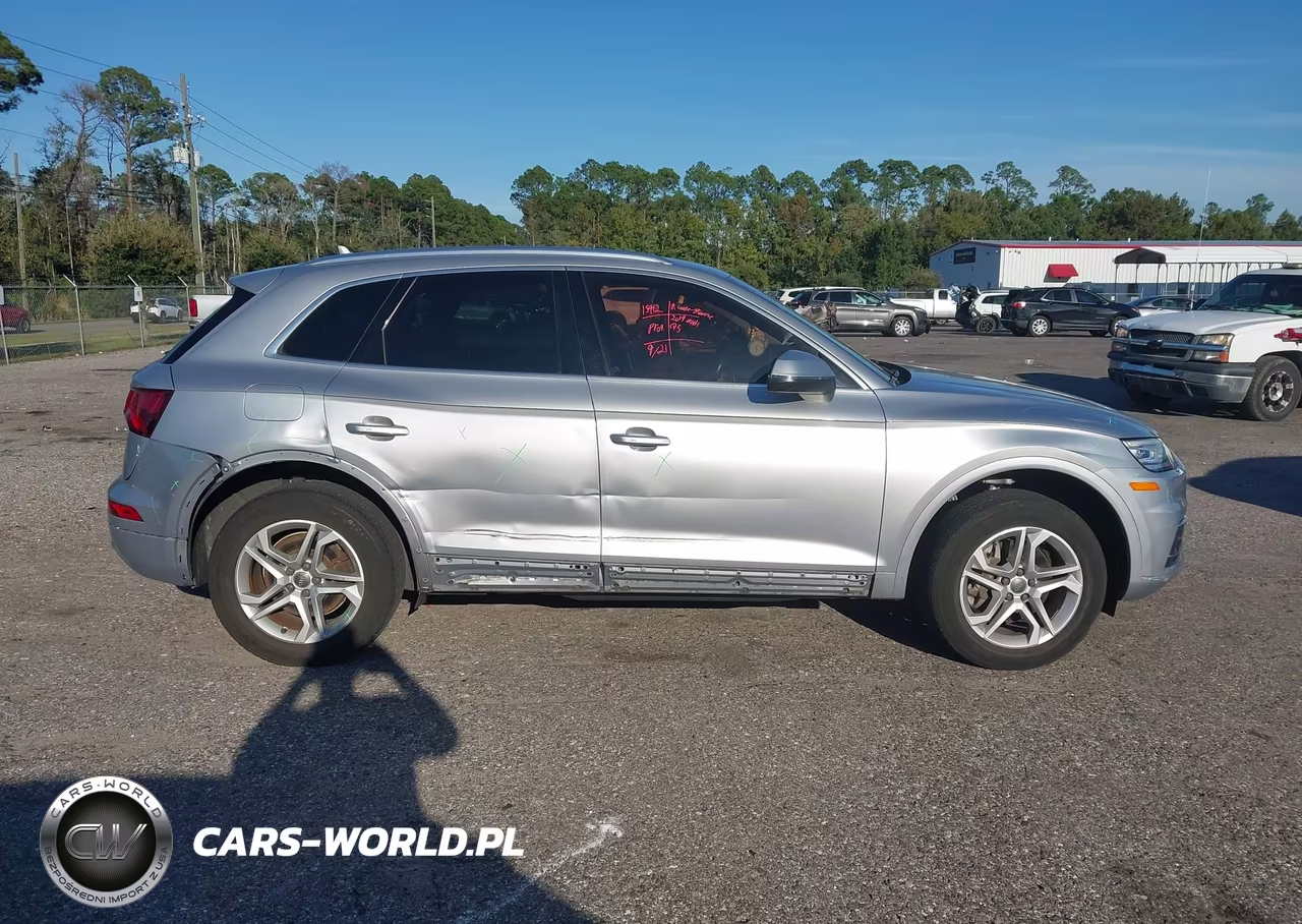2019 Audi Q5 45 Premium VIN:WA1ANAFY9K2115948 - 14