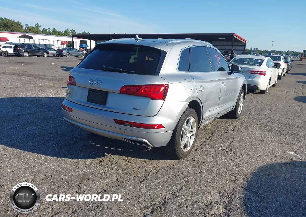 2019 Audi Q5 45 Premium VIN:WA1ANAFY9K2115948 - 4