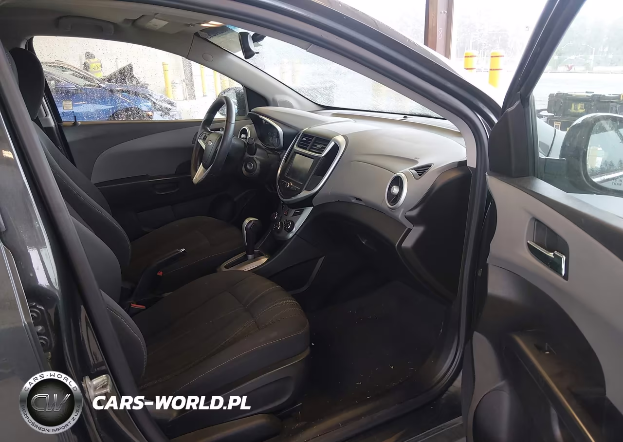 2017 Chevrolet Sonic Lt Auto VIN:1G1JD5SG2H4155548 - 5