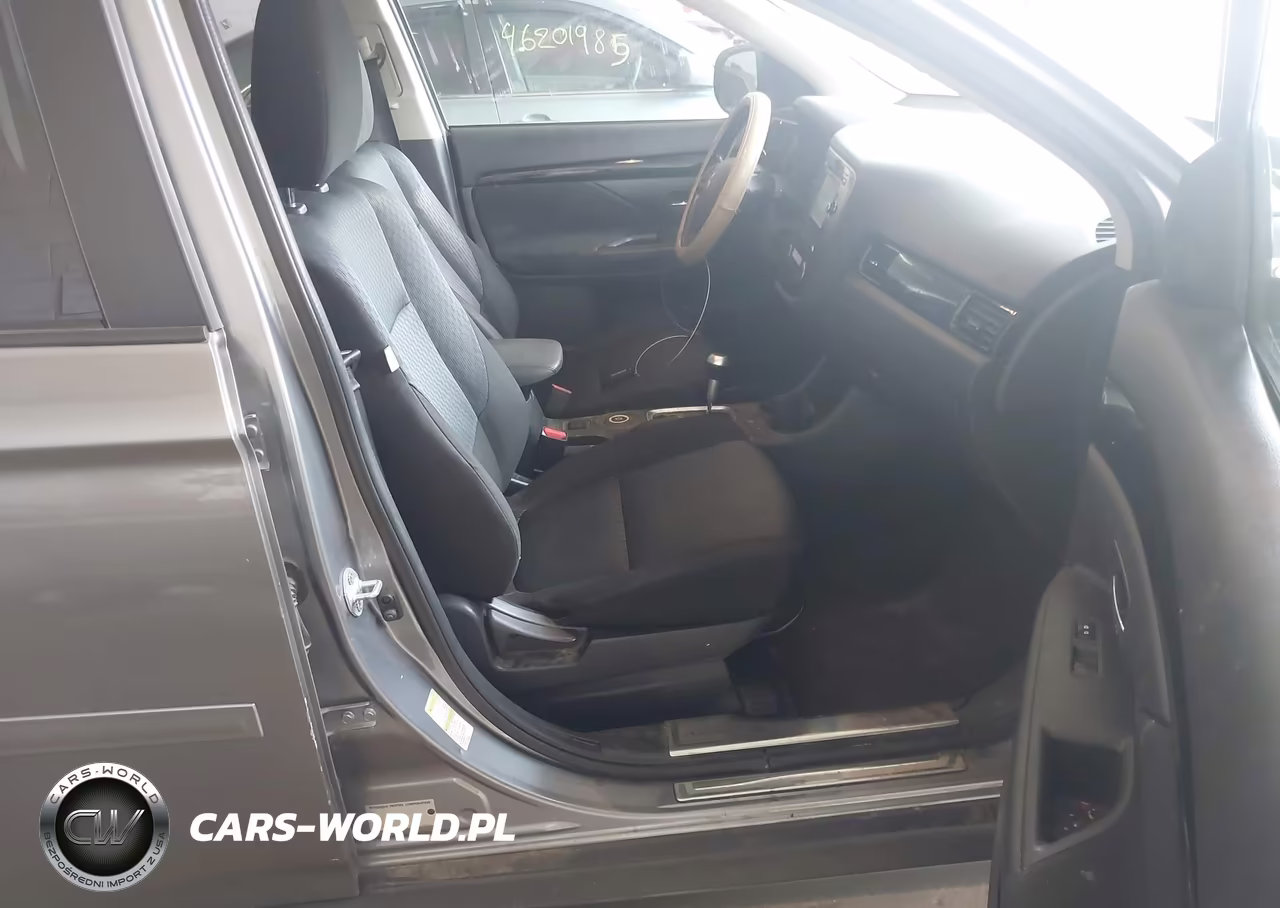 2014 Mitsubishi Outlander Se VIN:JA4AZ3A30EZ017950 - 5