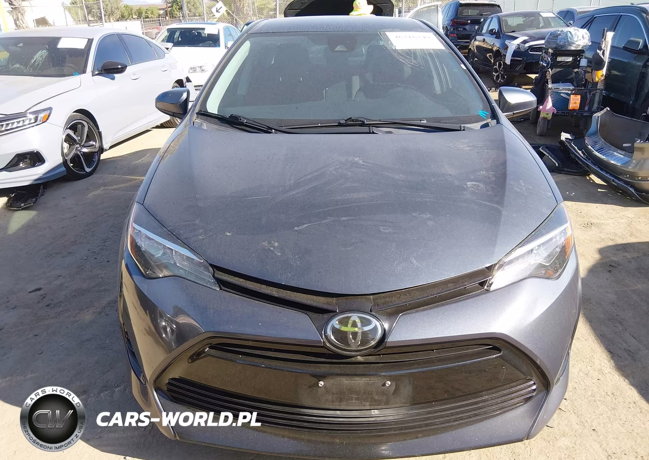 2018 Toyota Corolla Le VIN:2T1BURHE0JC052687 - 13