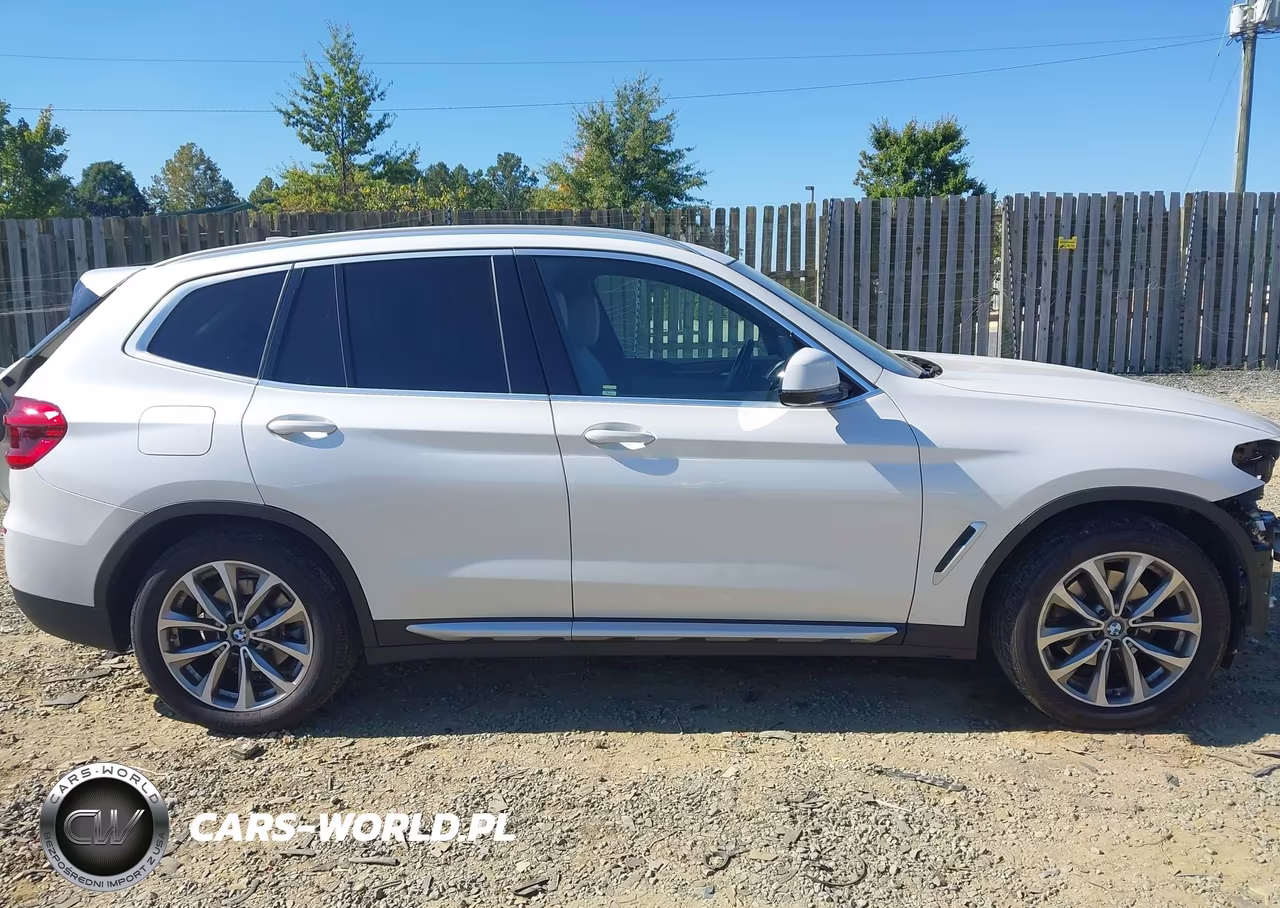 2018 BMW X3 xDrive30I VIN:5UXTR9C56JLD72569 - 14