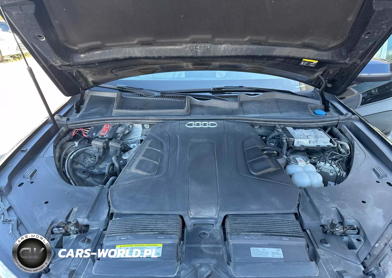 2019 Audi Q7 55 Premium VIN:WA1LAAF75KD033425 - 10