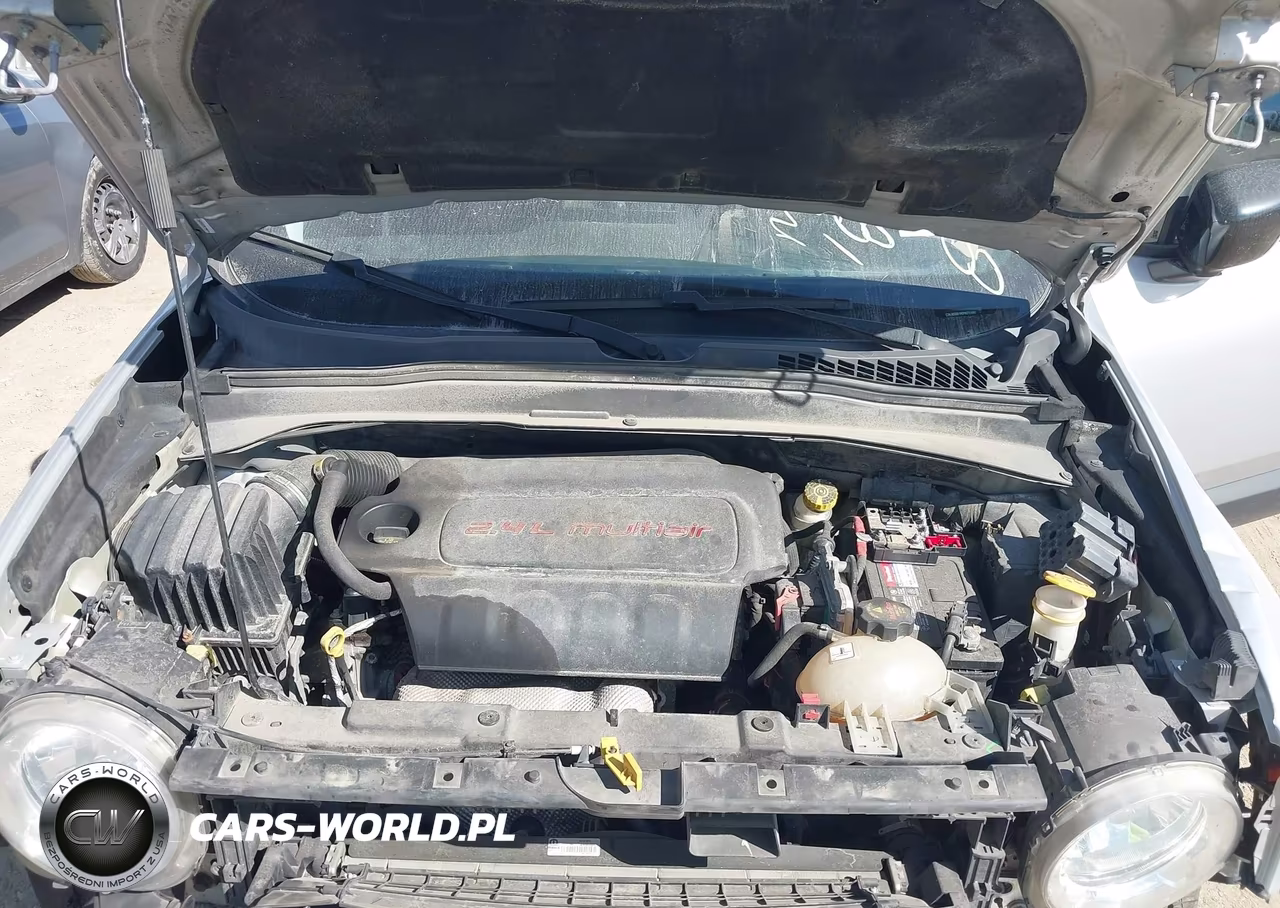 2019 Jeep Renegade Latitude 4X4 VIN:ZACNJBBB1KPK71186 - 10