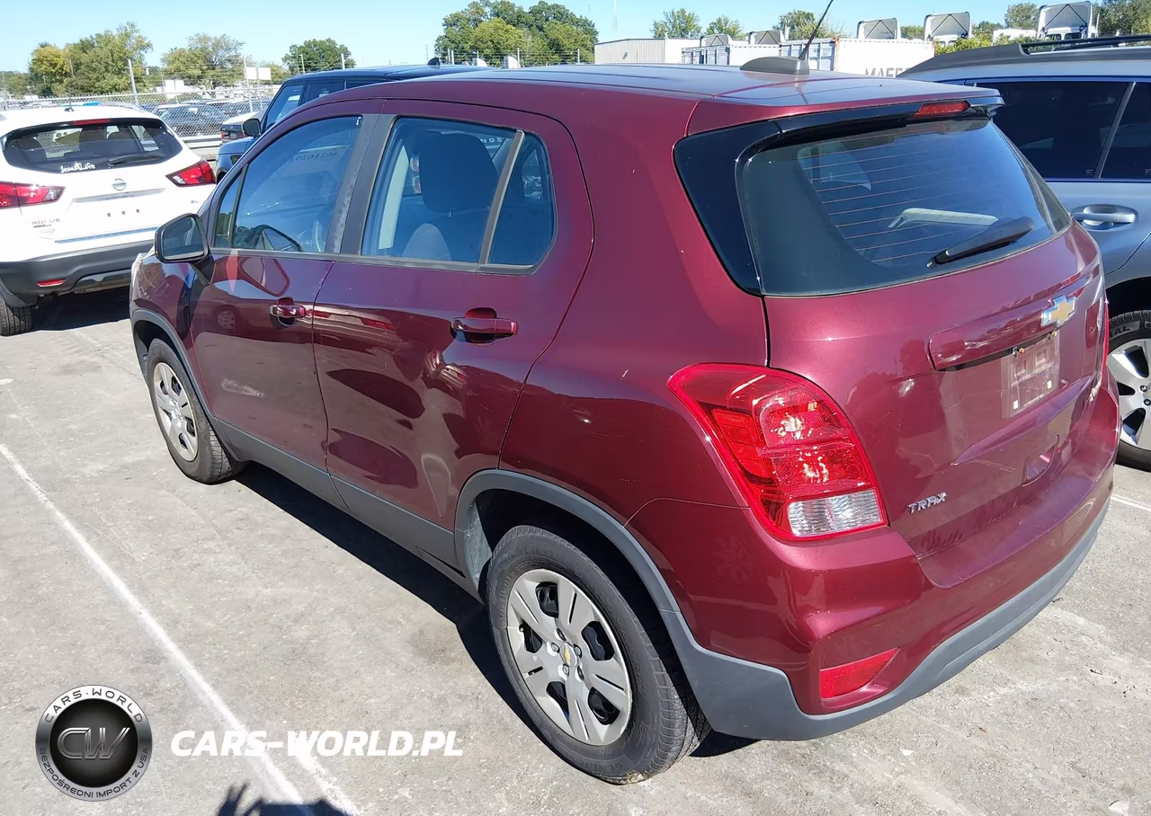 2017 Chevrolet Trax Ls VIN:3GNCJKSB1HL276035 - 3
