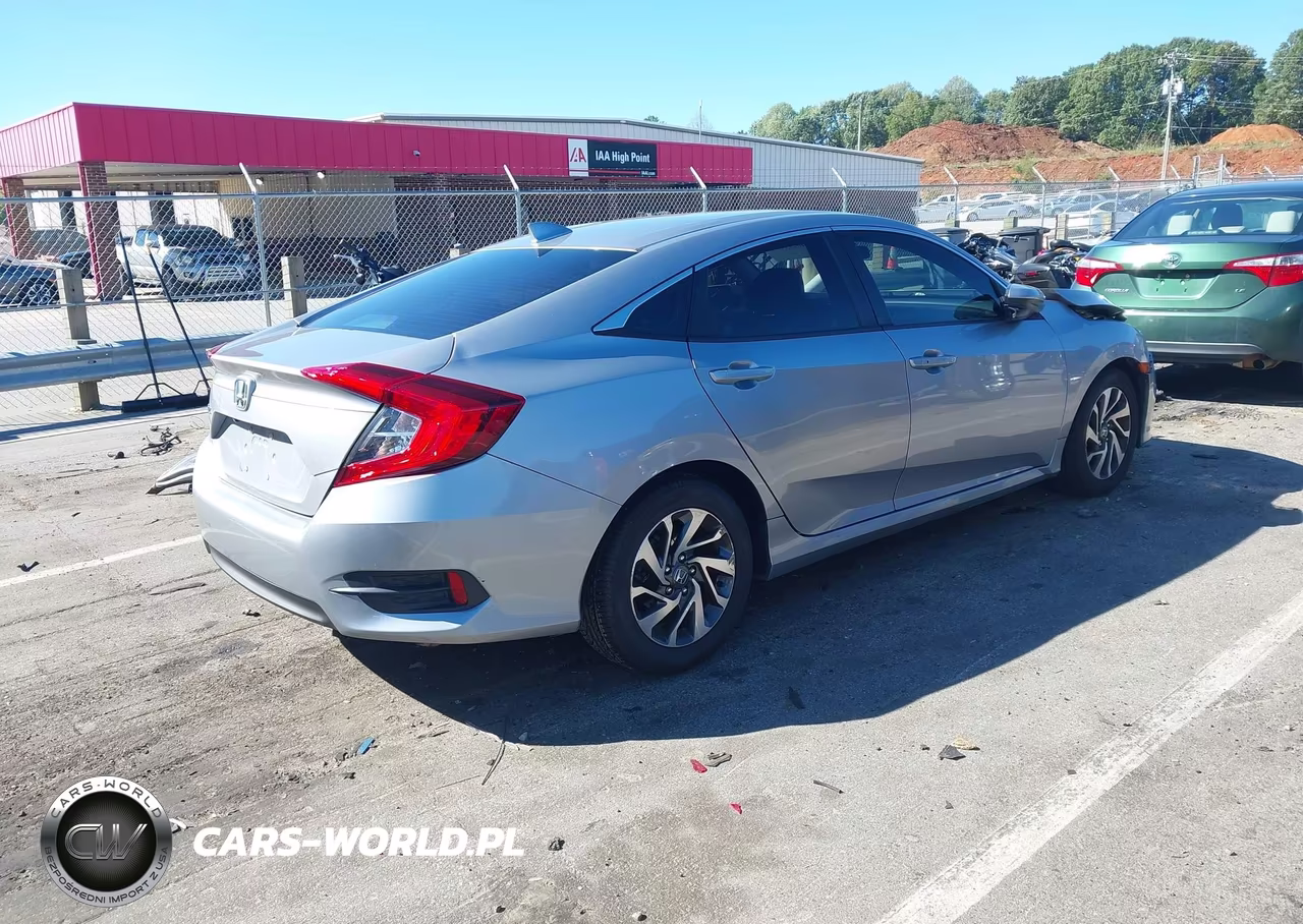 2018 Honda Civic Ex VIN:2HGFC2F78JH519250 - 4