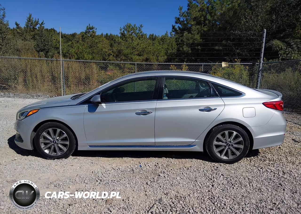 2016 Hyundai Sonata Limited VIN:5NPE34AF4GH367276 - 14