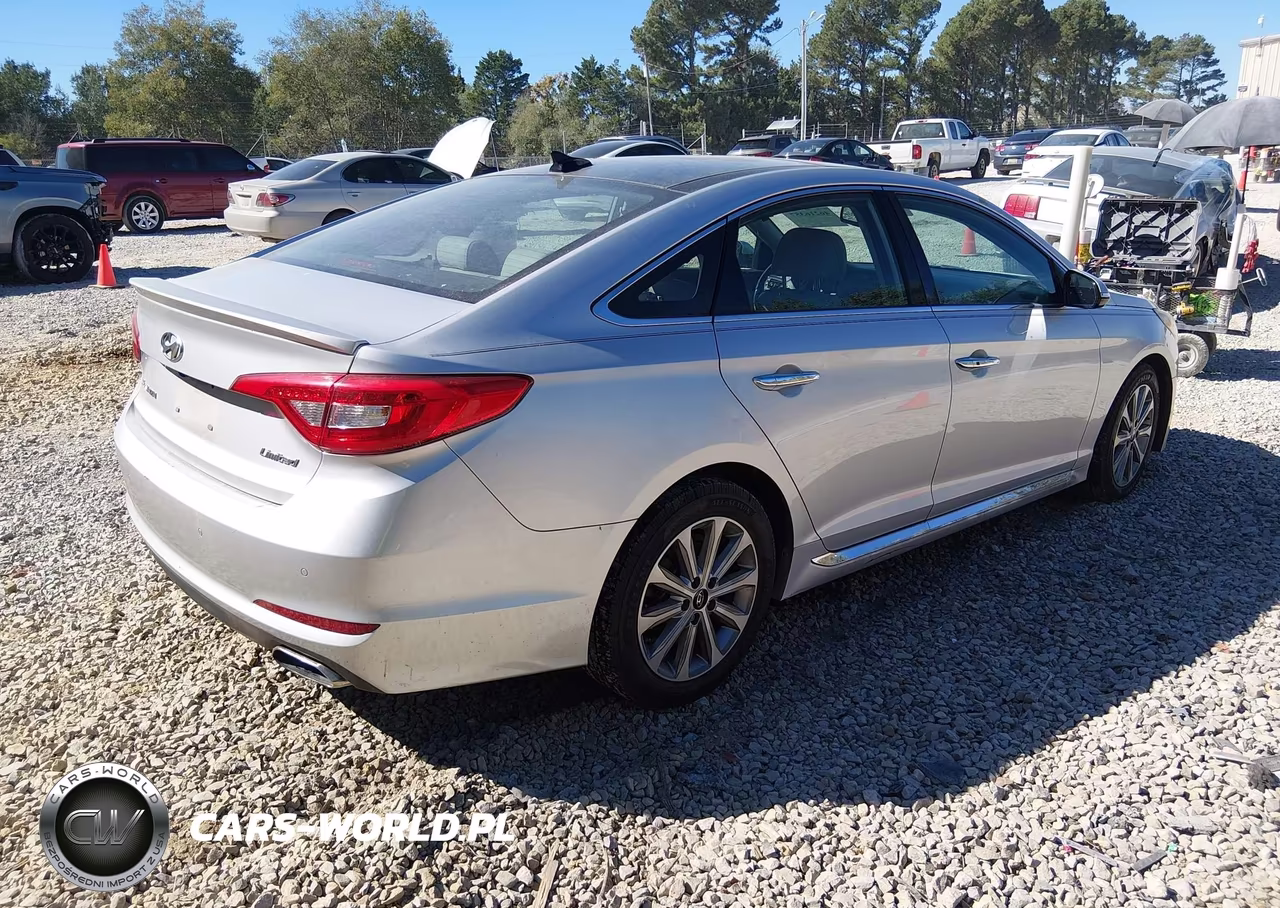 2016 Hyundai Sonata Limited VIN:5NPE34AF4GH367276 - 4
