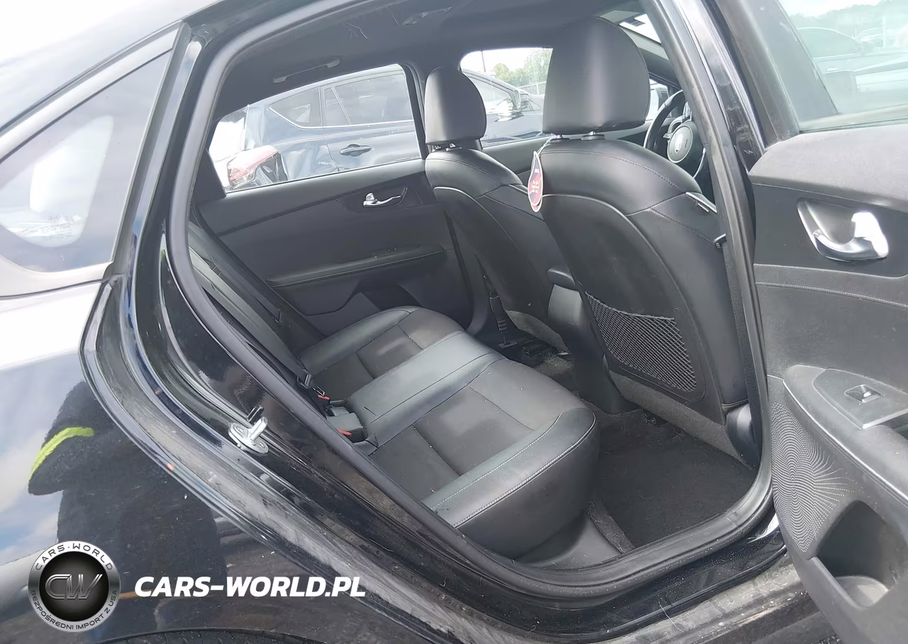 2021 Kia Forte Gt-Line VIN:3KPF34AD4ME279444 - 8