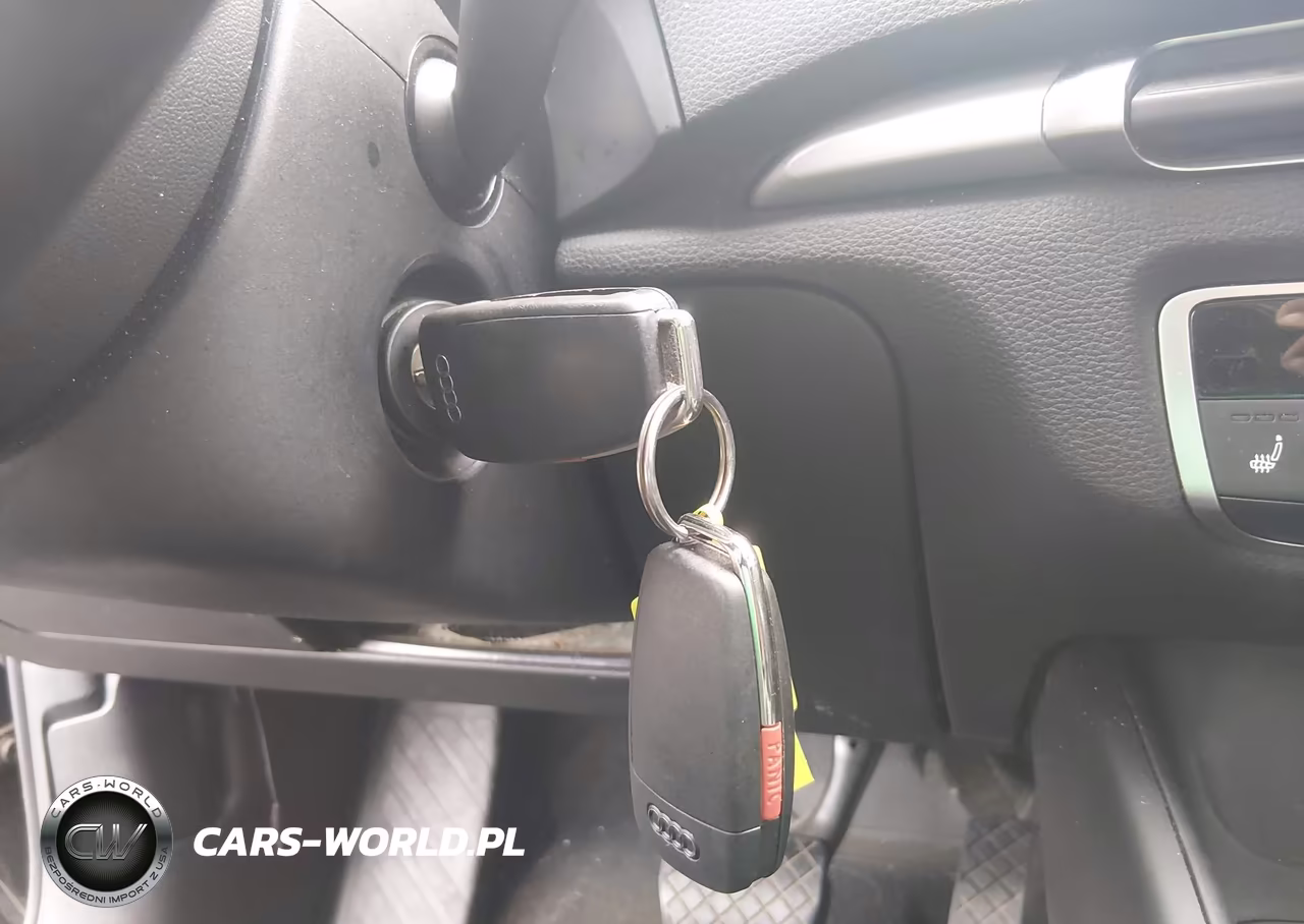2015 Audi A3 2.0T Premium VIN:WAUBFGFF3F1118054 - 11